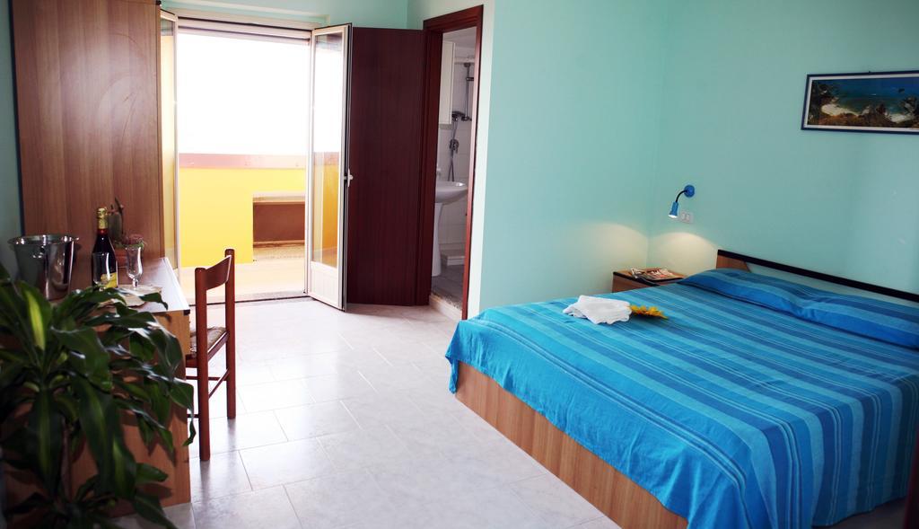 Hotel A Turri Capo Vaticano Pokój zdjęcie